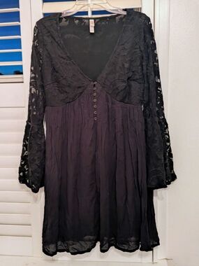 Black Lace-Accent Women’s Dress